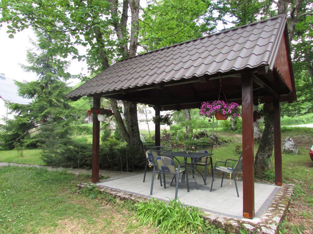 Guest House Nenad Plitvička Jezera Exterior foto
